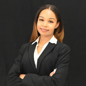 Meet your Posher, Mayet